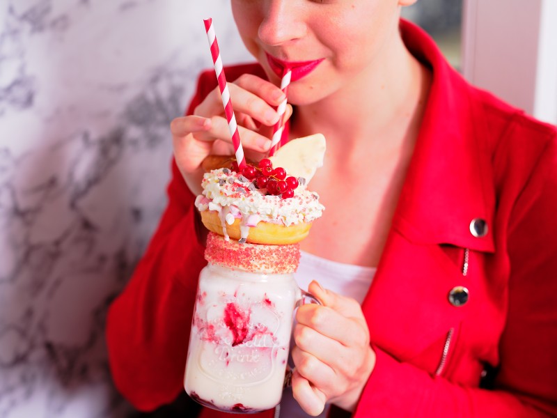 Frituurwereld - Vandemoortele Nic Nederland freakshake softijs donuts klein